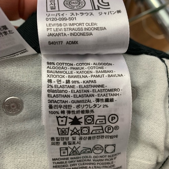 OFFERS??? Levi’s 541 shorts. Like New - Picture 4 of 4